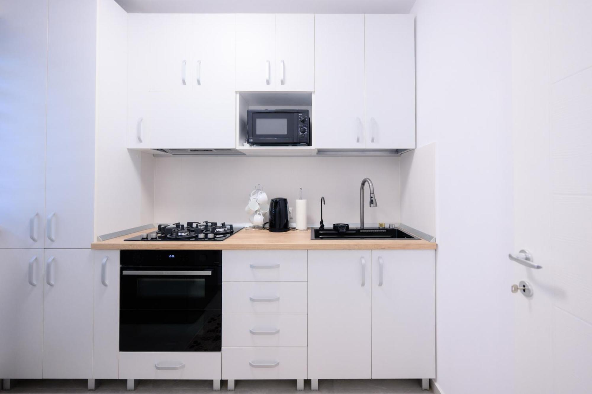 Charming Hideaway Inspired By El Profesor'S Intrigue Appartement Boekarest Buitenkant foto